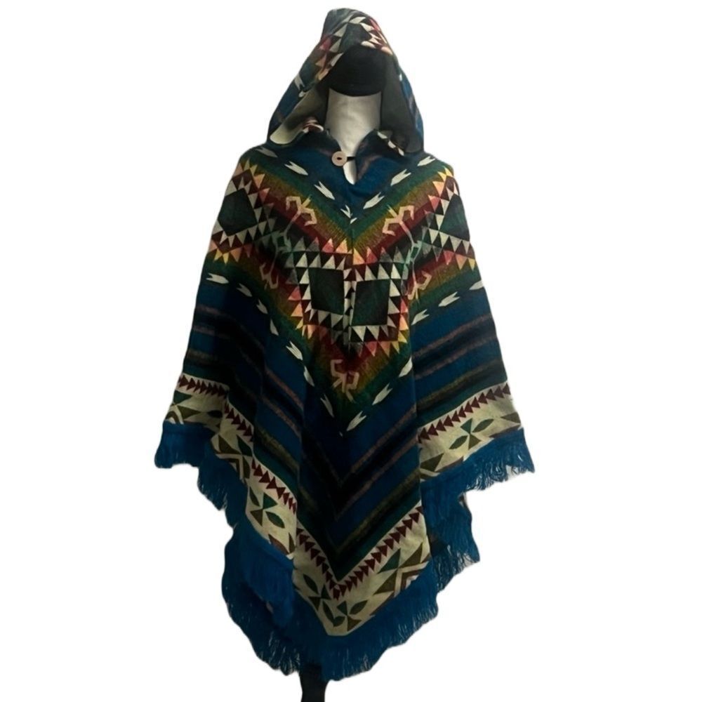 Oversized Hooded Poncho One Size Southwestern Artisan Made Fringe‎ Colorful Cozy